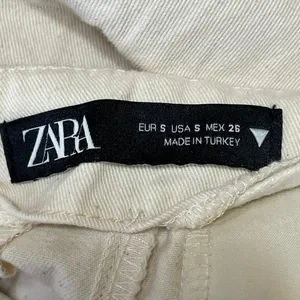 Zara Women's Cream Belted High Waisted Cargo Wide Leg Trousers Pants Size S thumbnail 4