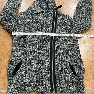 Free People Cardigan Womens‎ Black White Asymmetrical Zip Chunky Knit Small thumbnail 8