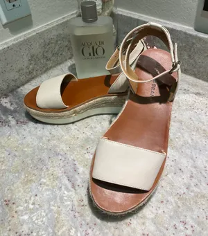 Lucky Brand Leather Sandals thumbnail 3