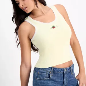 Just Polly Strawberry Embroidered‎ Lace-Trim Tank Top Sz M thumbnail 2
