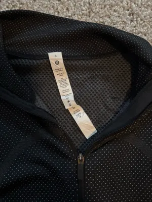 Lululemon Quarter-Zip Pullover thumbnail 2