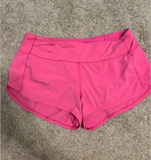 Lululemon Speed Up Shorts 2.5" thumbnail 2