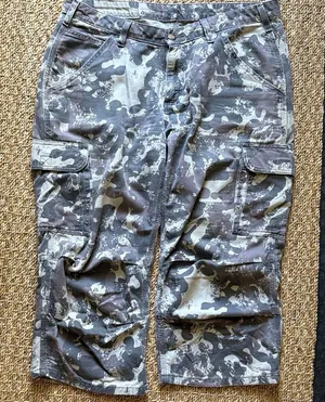CARHART Camouflage Cargo Capris Women’s Workwear Farmwear XL. thumbnail 1