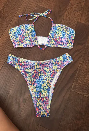Shein Bikini thumbnail 1