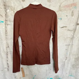 Reformation Bailey Long Sleeve Knit Top in Chestnut Brown thumbnail 6