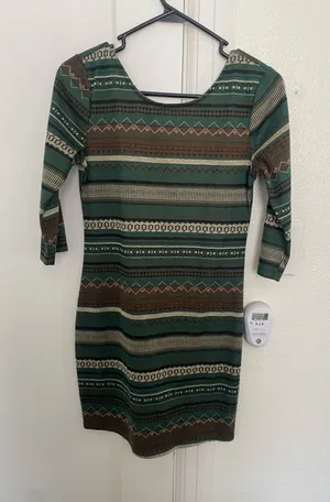 Fitted Patterned mid length dress  thumbnail 1