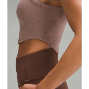✨Lululemon Hold Tight Cropped Tank Twilight Rose Sz Medium Top✨ thumbnail 3