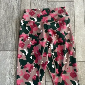 Vitality Balance Athletic Size Medium High-Waisted Ascend Leggings. thumbnail 6