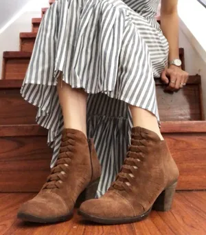 Free People Loveland Ankle Boot Size 39 US 9 Brown Suede Snake Embossed Boho thumbnail 1