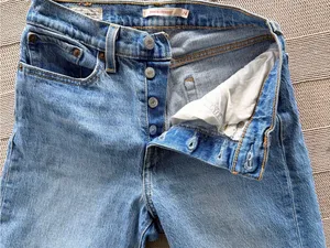 Levi's High-Rise Jeans - Light Blue Denim vtg y2k thumbnail 8