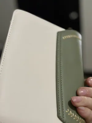 Source Unknown Olive Green and Dusty Pink Zip Wallet with Gold Stitching thumbnail 3