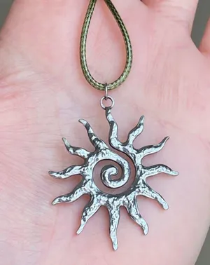 Handmade stainless steel sun boho retro vintage style necklace☀️ thumbnail 3