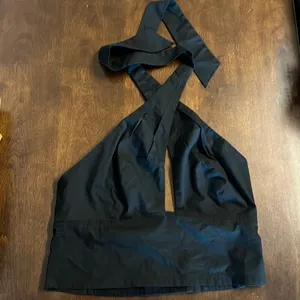 EXPRESS Black Halter Smocked Back Crop Top Medium thumbnail 1