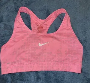 Pink sports bra thumbnail 1