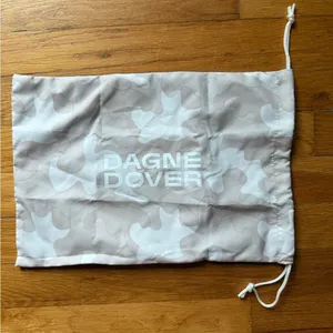 DAGNE DOVER Tan White Drawstring Small Dustbag‎ thumbnail 1