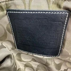 Coach‎ Black Handbag Purse Shoulder Bag Tote Buckled Straps Worn Needs Love thumbnail 5