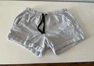 PINK Sweatshorts thumbnail 1