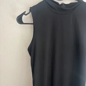 SHEIN Black Mock Neck Sleeveless Bodycon Romper Playsuit Size M thumbnail 4