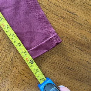 Scrunch Butt Maroon Seamless Leggings thumbnail 4
