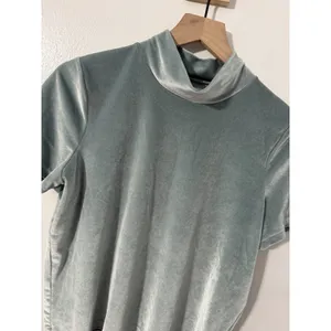 Madewell Women’s Velvet Mockneck Short Sleeve Top Medium Teal Blue Minimalist thumbnail 3