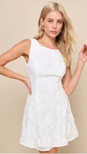 Lulus Exquisite Moments White Floral Jacquard Sleeveless Mini Dress Size Small thumbnail 1