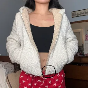 sherpa jacket  thumbnail 2