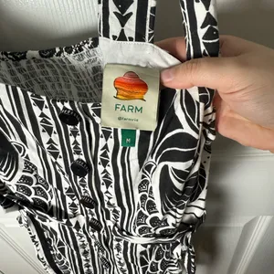 Farm Rio Off-White Monochrome Elegance Scarf Romper M thumbnail 7