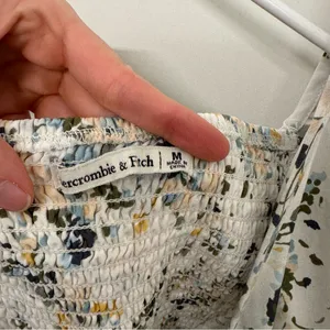 Abercrombie & Fitch Floral Cropped Top thumbnail 4