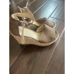 Wild diva wedge heel‎ sandal 8 women's thumbnail 2