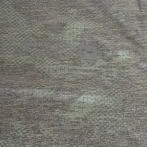 Under Armour Women's Heatgear Camo Shirt Small Loose Fit thumbnail 2