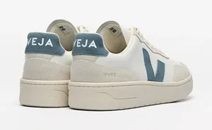 VEJA Mixed Leather Low Top Size 6 Green White thumbnail 1