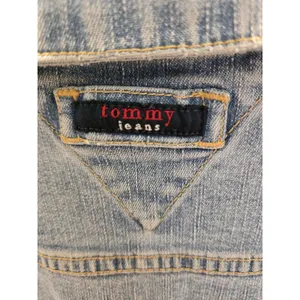 Tommy Hilfiger Tommy Jeans M Cropped Denim Trucker Y2K Jacket Womens Light Wash Blue Jean thumbnail 7