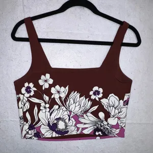 NWT Express square neck Floral Crop Top XS Burgundy Square Neck Sleeveless‎ thumbnail 5