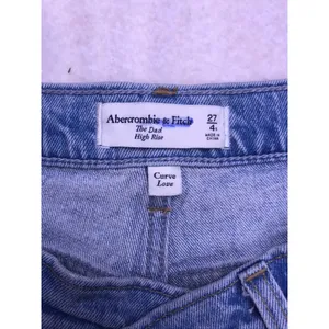 Abercrombie & Fitch‎ The Dad High Rise Jeans Womens 27/4R Blue Cross Over Denim thumbnail 2