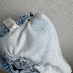 American Eagle Outfitters Shorts Size 6 Festival 2014 Distressed Cut Off Low Ris thumbnail 8