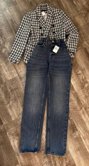 Good American NWT 90s Icon Straight Leg Blue Jeans Blue Size 2/26 thumbnail 10