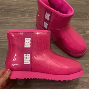 UGG Australia waterproof boots. Fit 7 thumbnail 4