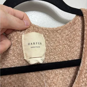 NEW Francesca’s Harper Heritage Chenille Knit Crop V-Neck Tan Sweater - Size M thumbnail 3