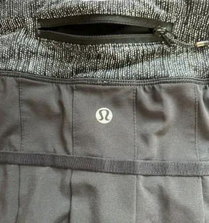 LuluLemon Black Pleated Athletica Skirt Skort size 6 thumbnail 6