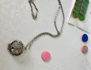 Aromatherapy Pendant Necklace Silver thumbnail 4