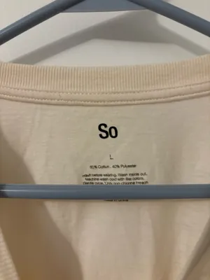 SO Oversized Boxy Pocket Soft Beige Tee, Sz L Tan Size L thumbnail 3