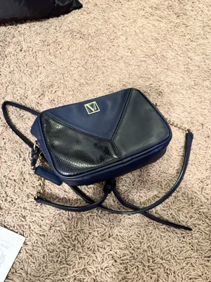Victoria's Secret Crossbody Purse navy thumbnail 4