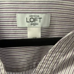 Ann Taylor LOFT Dress Shirt Long Sleeve Blouse Striped Button Up 10 Petite 10p thumbnail 6