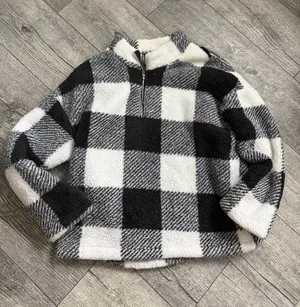 C+D+M Black & White Plaid Flannel Pattern Fuzzy Fleece Feel Winter Jacket Womens thumbnail 1