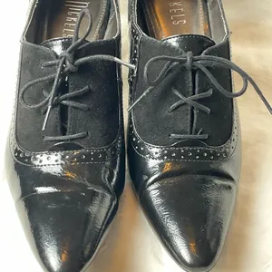 Vintage Nickels Black Oxford Heels – Patent & Suede Wingtip – Size 8.5M thumbnail 11