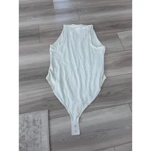 Lululemon Wundermost Ultra Soft Nulu High Neck Sleeveless Bodysuit White L/G thumbnail 5