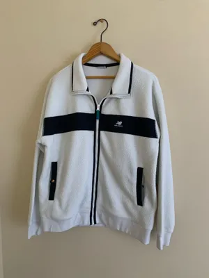 New balance men’s jacket thumbnail 1