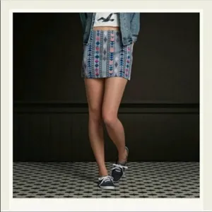 5/$30 🎈 Hollister geometric‎ mini skirt women’s size 3 thumbnail 2