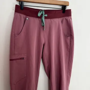 FIGS - Zamora Jogger Scrub Pants Mauve Medical Doctor Nurse thumbnail 3