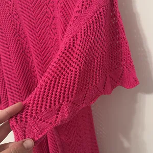 Roots &‎ Wings Boutique Women’s Pink Eyelet Crochet Knit Cover Up Blouse Medium thumbnail 7